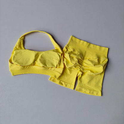 2 Pieces Yoga Suit for Women Seamless Fitness Gym Clothes Halter Sports Bra Matching Impact Shorts Workout Sets Gym Outfit